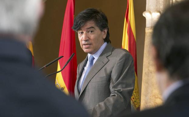 Javier Lambán se ofrece a acoger a Carlos López-Otín en Aragón
