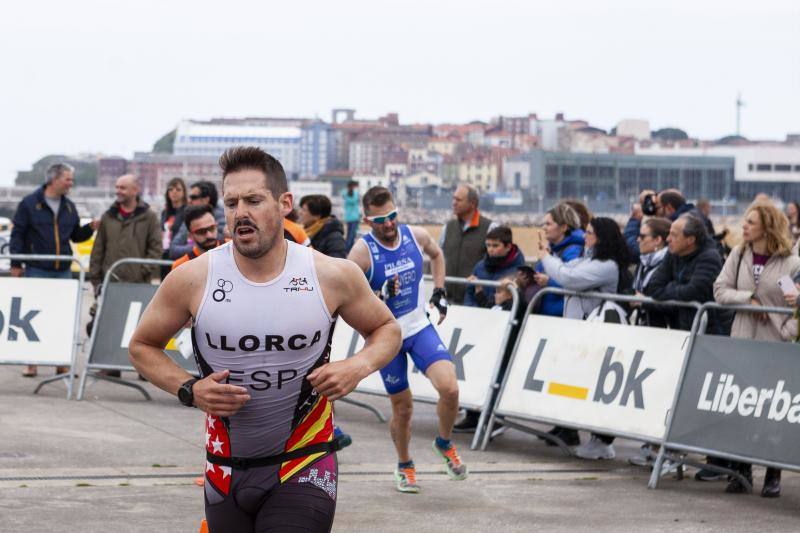 La competición organizada por el Academia Civil-CNSO en las inmediaciones de la playa de Poniente fue, de nuevo, uno de los grandes referentes deportivos de la ciudad de la mañana de Viernes Santo.