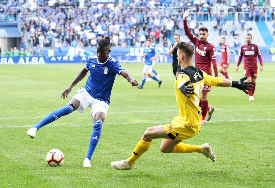 El equipo azul empató en el Carlos Tartiere y dejó escapa tres puntos que le mantienen noveno en la clasificación de Segunda División