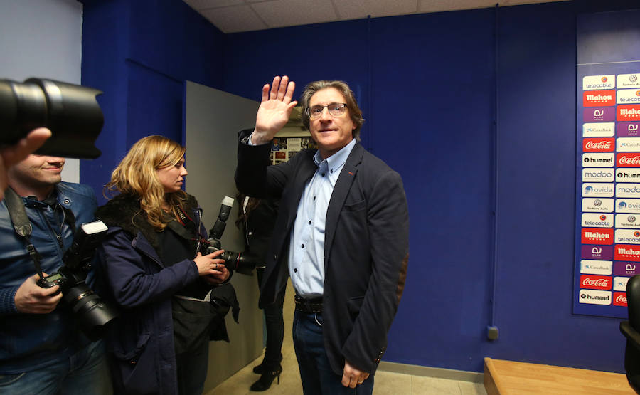 El técnico argentino, cuya salida fue muy protestada por la afición azul, volverá a coger las riendas del conjunto azul, al menos, hasta el final de la presente temporada