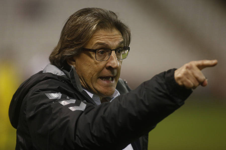 El técnico argentino, cuya salida fue muy protestada por la afición azul, volverá a coger las riendas del conjunto azul, al menos, hasta el final de la presente temporada