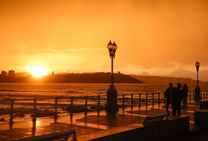 Uno de los lugares más especiales de la villa de Jovellanos gana belleza cuando la magia del crepúsculo se posa sobre el paisaje