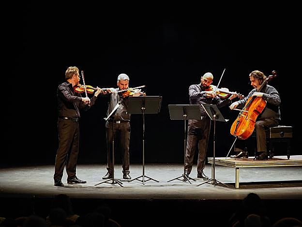 El Cuarteto de Cremona, durante su actuación el Teatro Jovellanos. 