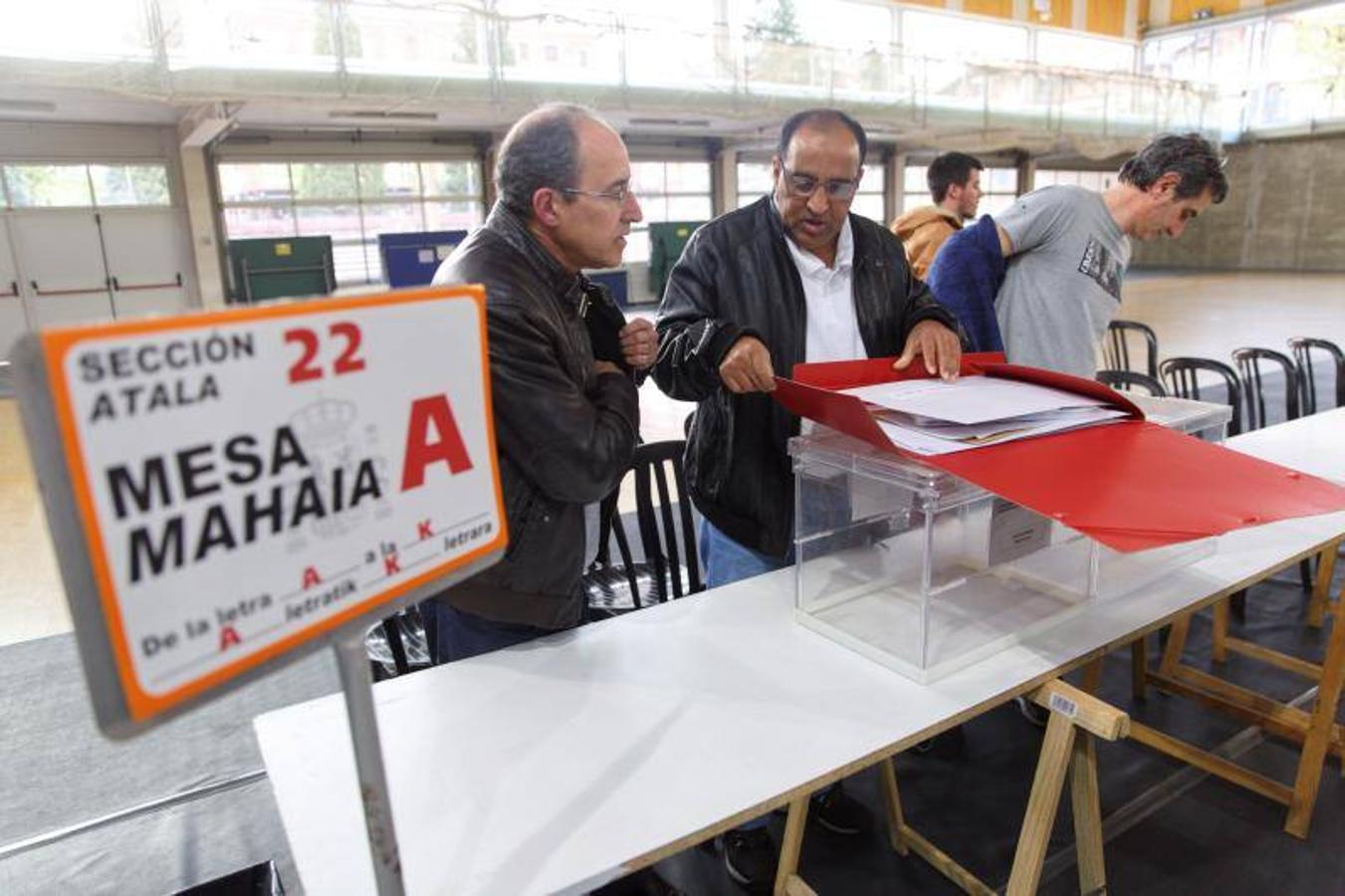 Fotos de la jornada electoral, candidatos y anécdotas en las votaciones de las elecciones generales 28A