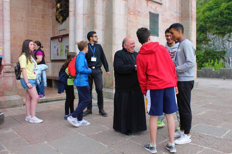 La marcha anual al Real Sitio se consagra este año a los seminaristas mártires de Oviedo.