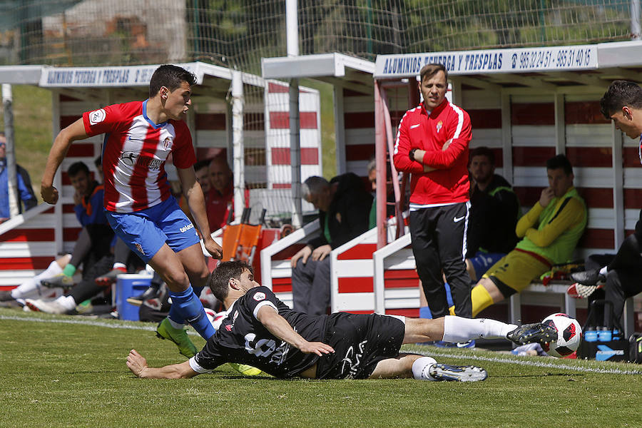 Fotos: Las imágenes del partido entre el Sporting B 0 - 0 Tudelano