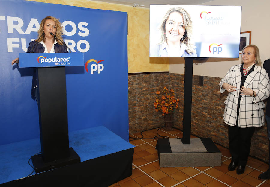 La candidata del PP a la Presidencia, Teresa Mallada, estuvo acompaña de la presidenta del partido en la región, Mercedes Fernández y del candidato a la alcaldía de Gijón, Alberto López-Asenjo.