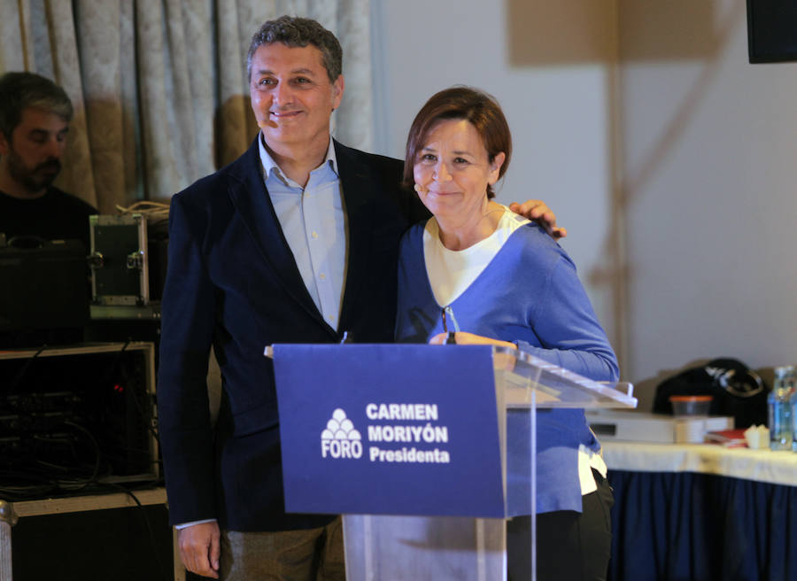 Fernando Tejada y Carmen Moriyón, en Oviedo. 