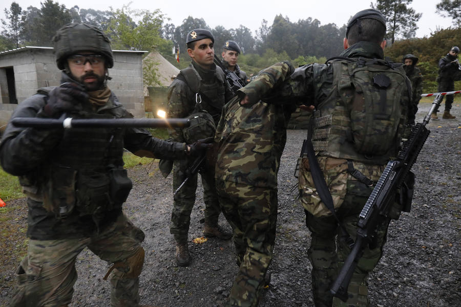 400 efectivos del batallón de San Quintín realizan un simulacro de evacuación de civiles inmersos en un conflicto internacional