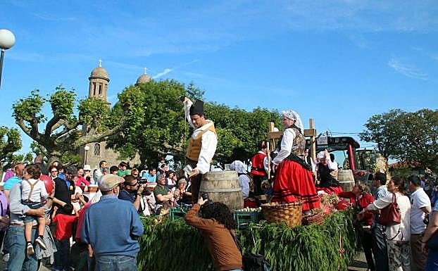 Procesión de San Isidro en Luces.