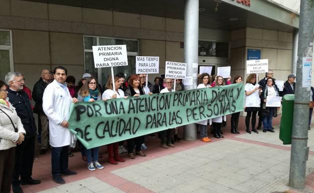 Treinta medidas para sacar de la UCI a la Atención Primaria