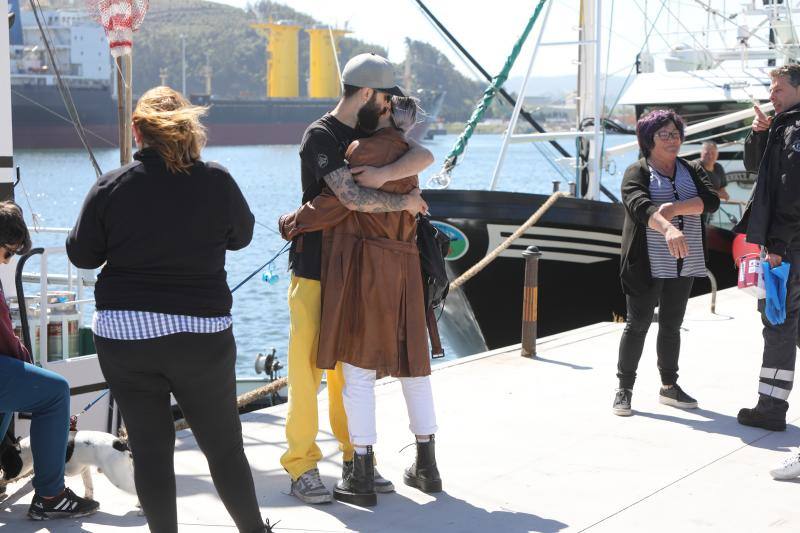 Los barcos avilesinos 'Berriz Amatxo' y 'Esmeralda Tercero' zarparon ayer a la costera del bonito con rumbo a las Azores, donde los bonitos suelen encontrarse en este momento. En los últimos años, las primeras capturas han tenido el premio de un precio más alto por el que ya se conoce como 'campanu' de la mar. 