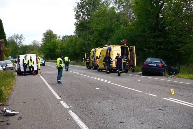 Un accidente en El Remedio pasadas las siete de este sábado por la tarde se ha saldado con una persona fallecida y dos heridos.