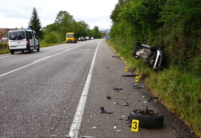 Un accidente en El Remedio pasadas las siete de este sábado por la tarde se ha saldado con una persona fallecida y dos heridos.