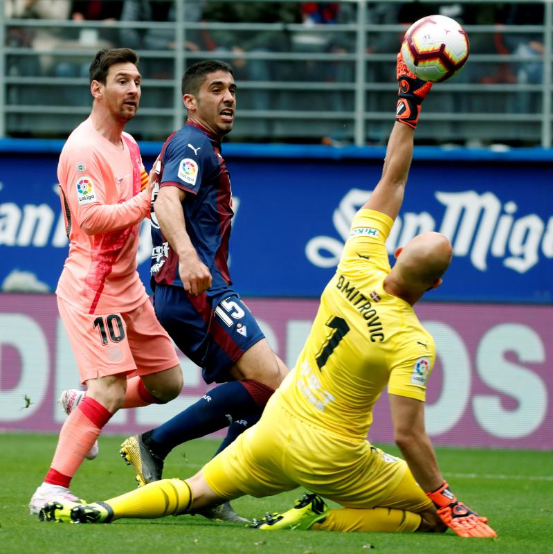 Fotos: Las mejores imáganes del Eibar-Barcelona