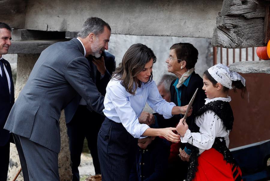 Felipe VI y Doña Letizia celebran su quince aniversario desde que se dieran el 'sí quiero' en La Almudena.