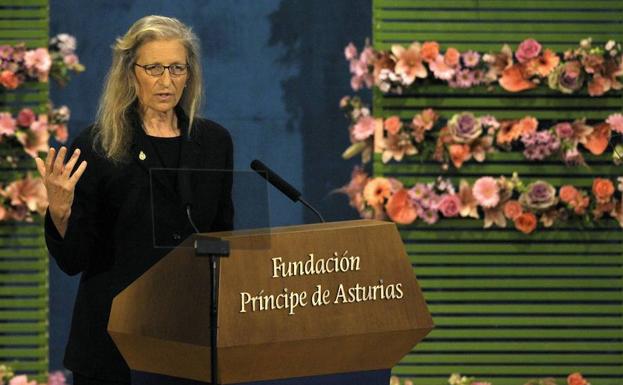 Annie Leibovitz, durante su intervención en la gala de la entrega de los Premios Princesa de Asturuias. 