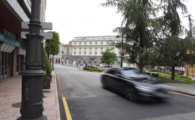 El detenido por el atropello mortal en Oviedo abandonó su vehículo y cogió un taxi para volver a casa