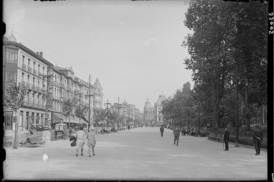 Paseo del Príncipe de Asturias, hoy paseo de Los Álamos.