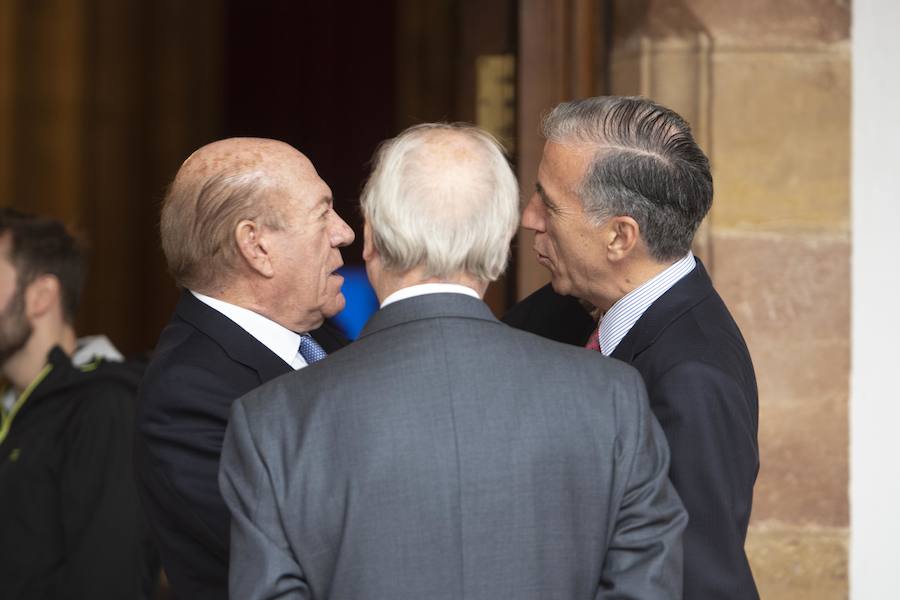 Treinta y cuatro candidaturas de veintiún países optan al galardón que se dará a conocer este jueves.