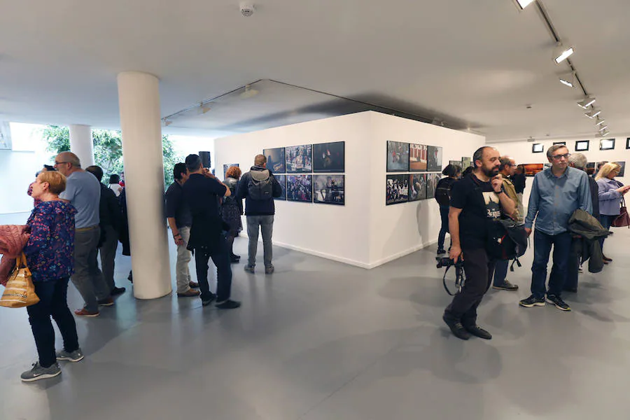 Los fotoperiodistas de EL COMERCIO son los ganadores de esta edición y la entrega de premios tuvo lugar en el Museo Barjola de Gijón.