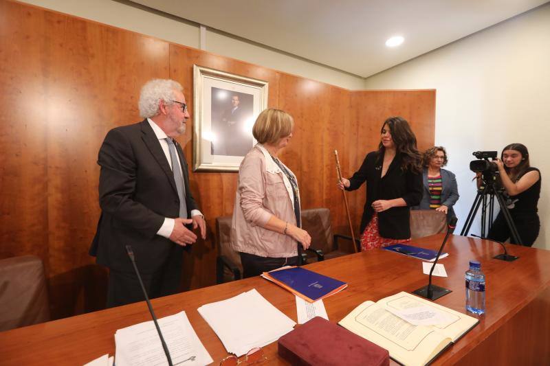 La alcaldesa revalida su cargo en un pleno en el que todos los grupos mostraron su disposición a trabajar por la ciudad.