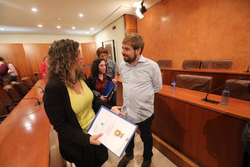 La alcaldesa revalida su cargo en un pleno en el que todos los grupos mostraron su disposición a trabajar por la ciudad.