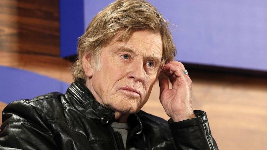 Sus compañeros de programa e incluso Jorge Javier Vázquez le ha advertido durante alguna de las galas de su parecido con Robert Redford, aunque otros también le encuentran semajanzas con William Dafoe.