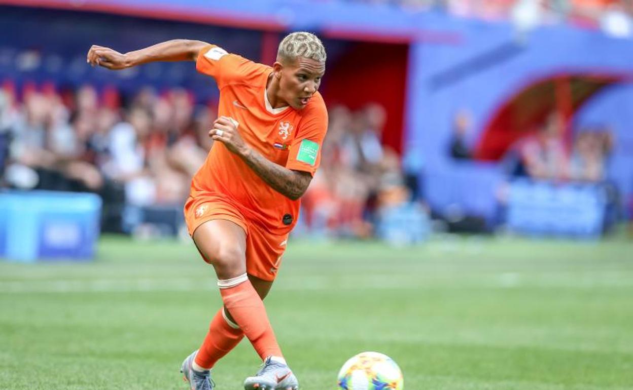 Shanice van de Sanden, durante el partido ante Camerún. 