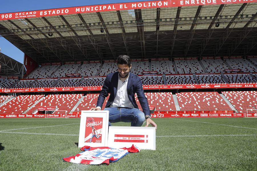 Arropado de su mujer, familia, compañeros y amigos, Canella se ha despedido esta tarde en El Molinón. Pone fin así a doce años con el primer equipo, en el que debutó en Tenerife el 15 de octubre del 2006, con 18 años, en el primero de sus 313 partidos como sportinguista 