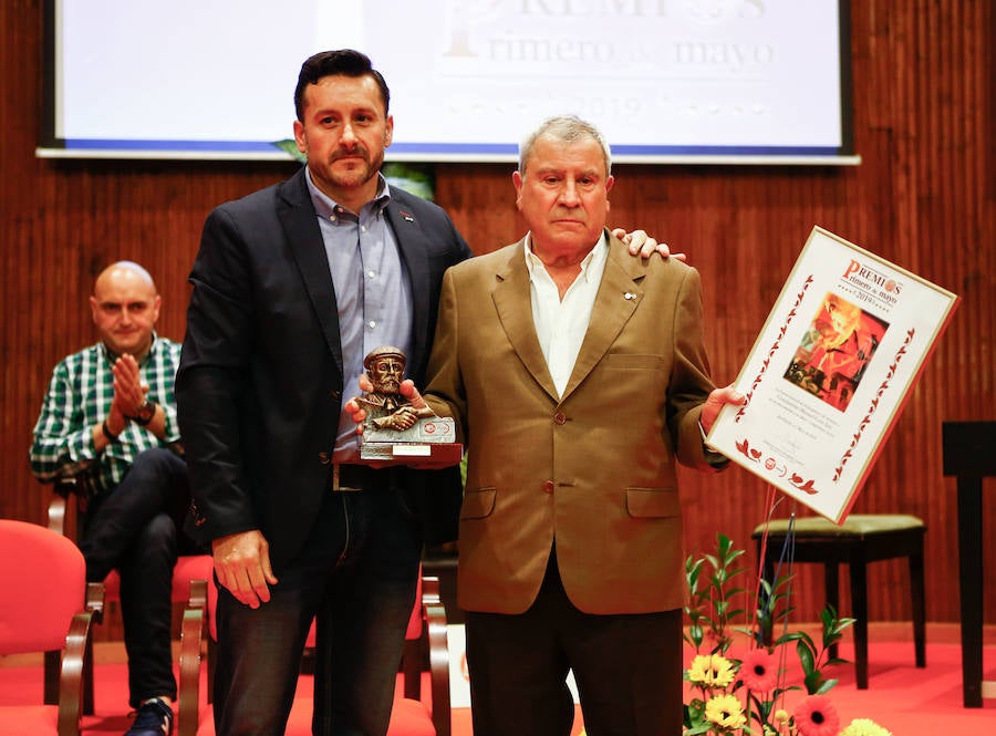 El expresidente del Gobierno José Luis Rodríguez Zapatero ha advertido al futuro jefe del Ejecutivo asturiano, Adrián Barbón, de que «tiene el listón alto» que le deja «un socialista distinto» como Javier Fernández,