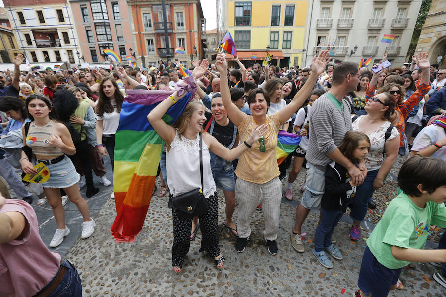 Desfile del Orgullo en Gijón.