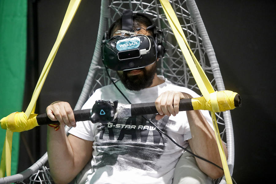 Fortnite, Overwatch o League of Legends son algunos de los juegos que se pueden probar en el pabellón Liberbank del recinto ferial y que están haciendo las delicias entre los visitantes a Metrópoli.