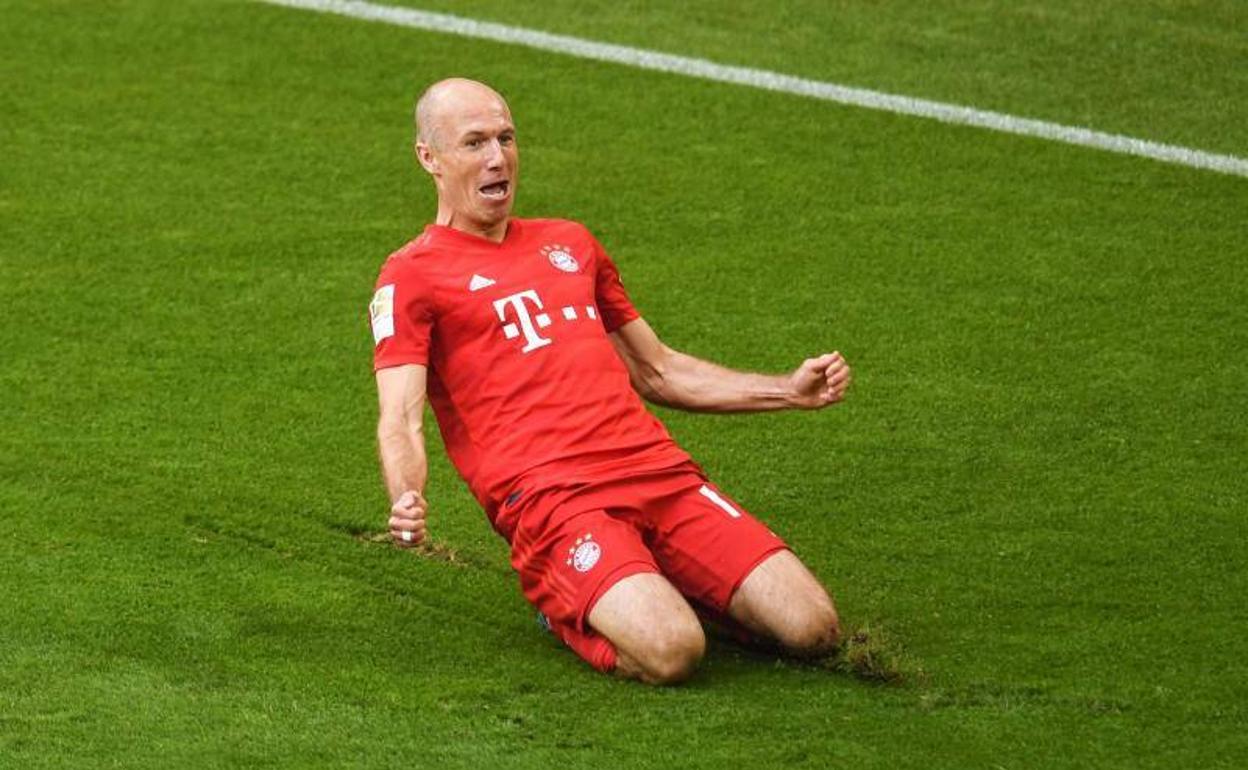 Robben celebrando su último gol con el Bayern.