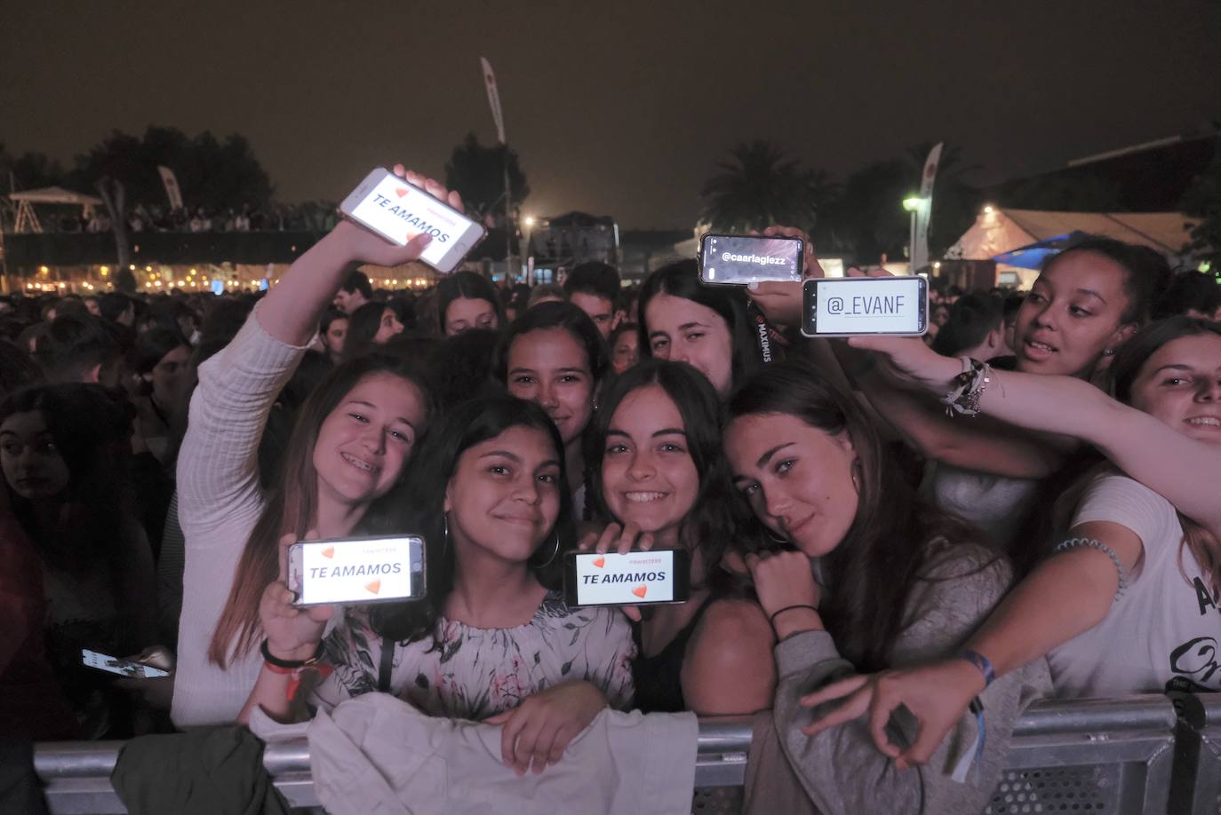 Beret conectó con los más jóvenes en Gijón. El rapero sevillano repasó sus canciones más conocidas en Metrópoli ante miles de chavales.