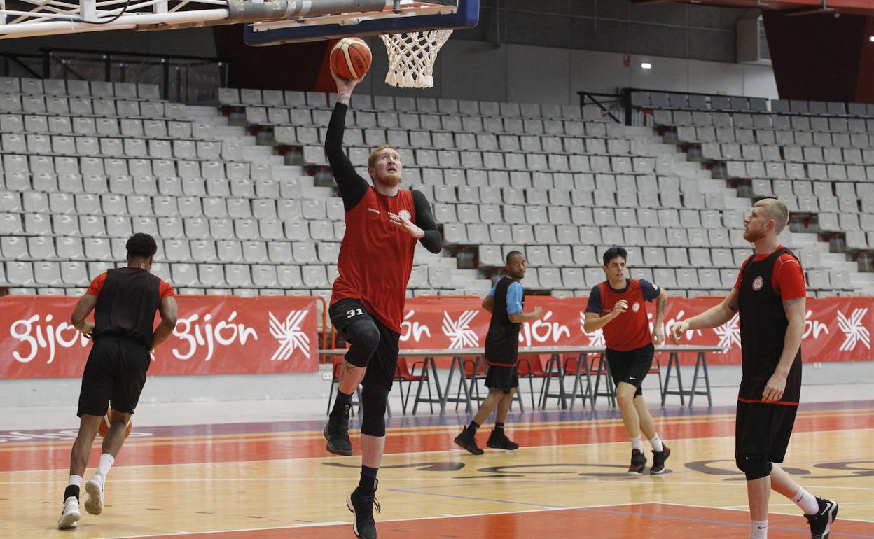Un entrenamiento del Círculo Gijón.