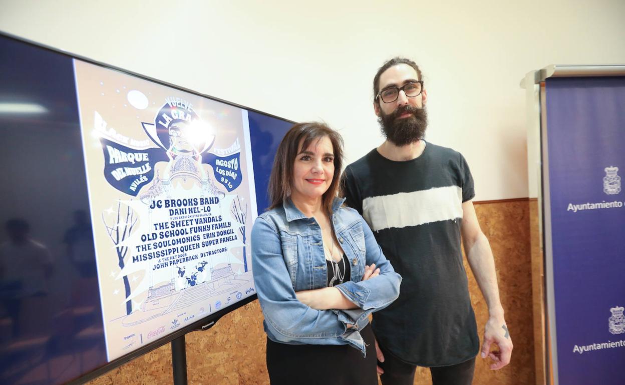 Yolanda Alonso y Víctor Velasco presentaron ayer el festival en el Ayuntamiento. 