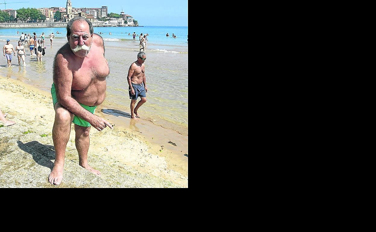 Ruben García, uno de los nadadores que va todos los días a San Lorenzo.