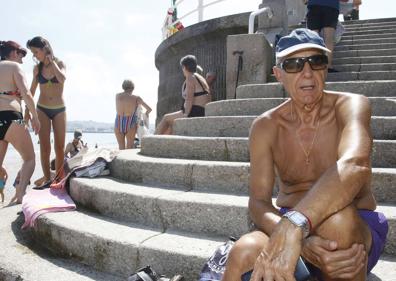 Imagen secundaria 1 - Los vigilantes de la playa