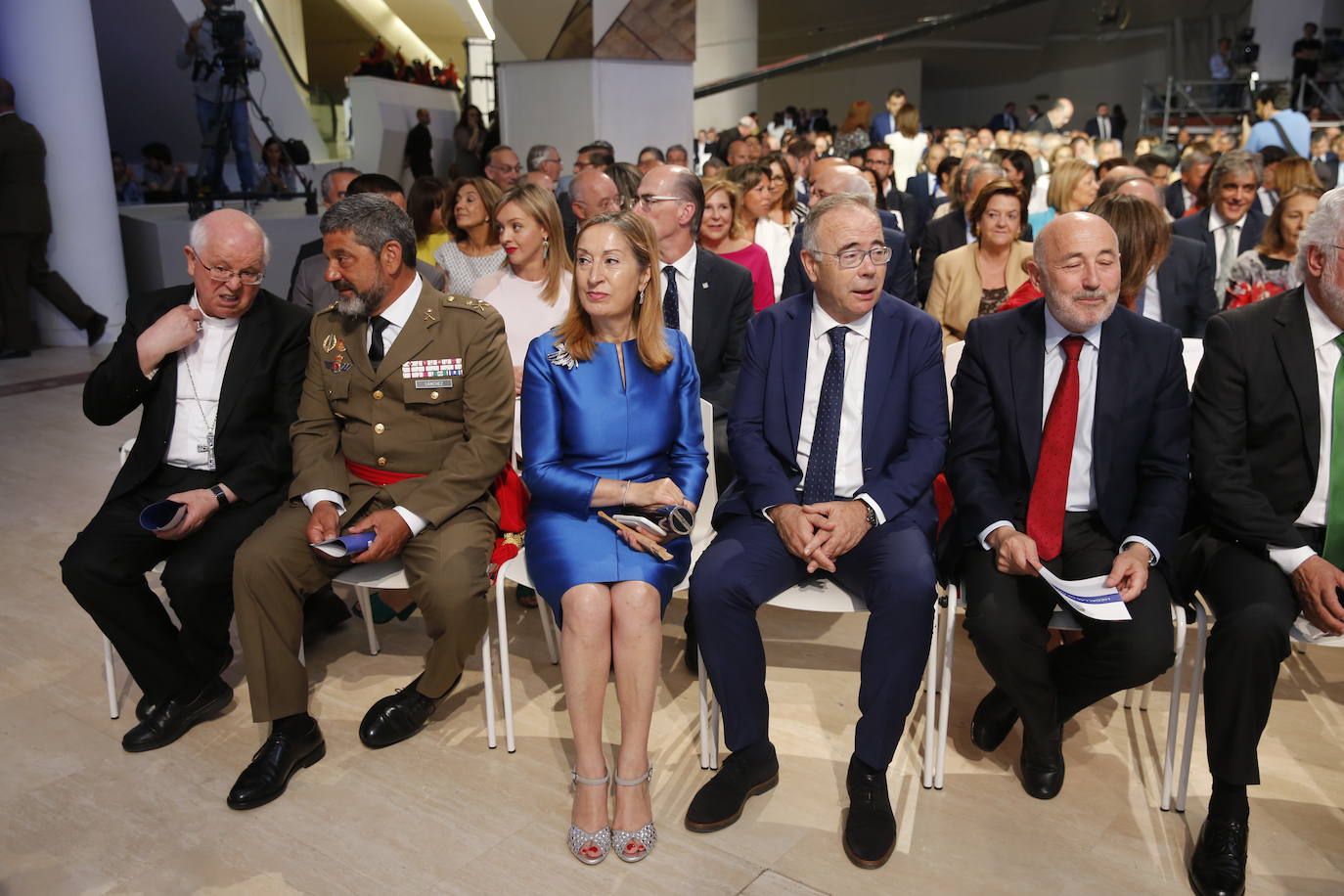 El expresidente del Principado Javier Fernández fue homenajeado este mediodía en Galicia por el gobierno de Núñez Feijóo.