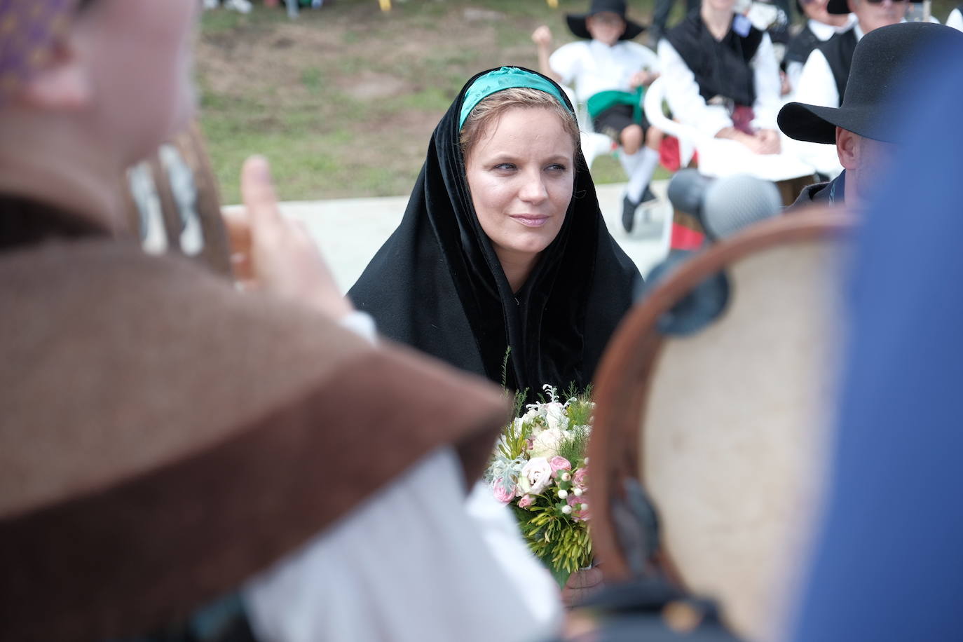 Un año más hubo boda vaqueira como manda la tradición