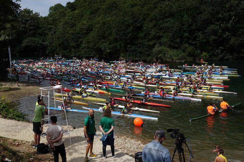 Cientos de niños tomaron parte en el Mini Sella, en el que será un aperitivo de la prueba grande que se celebrará el próximo sábado. 