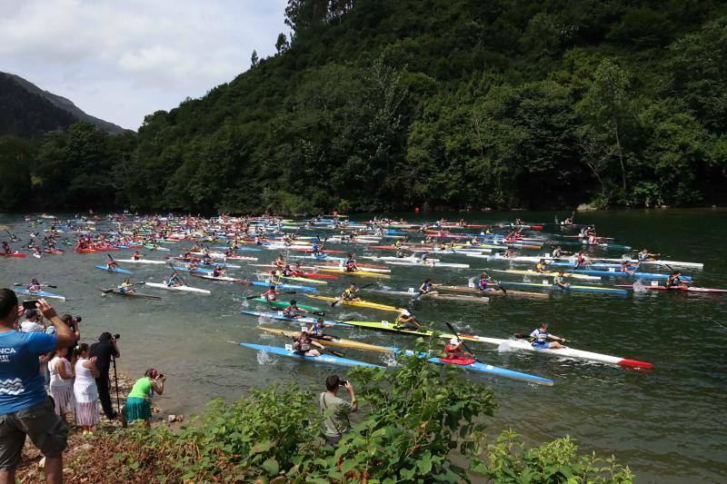 Cientos de niños tomaron parte en el Mini Sella, en el que será un aperitivo de la prueba grande que se celebrará el próximo sábado. 