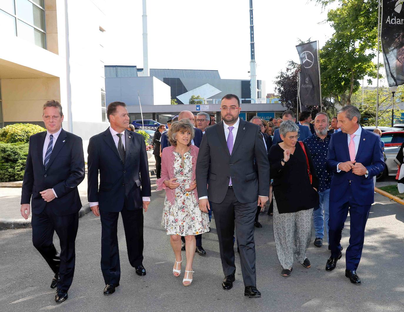 La ministra de Sanidad, Consumo y Bienestar Social, María Luisa Carcedo, ha inaugurado la 63 Feria de Muestras de Asturias, que se celebra en el recinto Luis Adaro de Gijón. Participaron en el acto, además, el presidente del Principado, Adrián Barbón; la alcaldesa de Gijón, Ana González, y el presidente de la Cámara de Comercio de Gijón, Félix Baragaño.