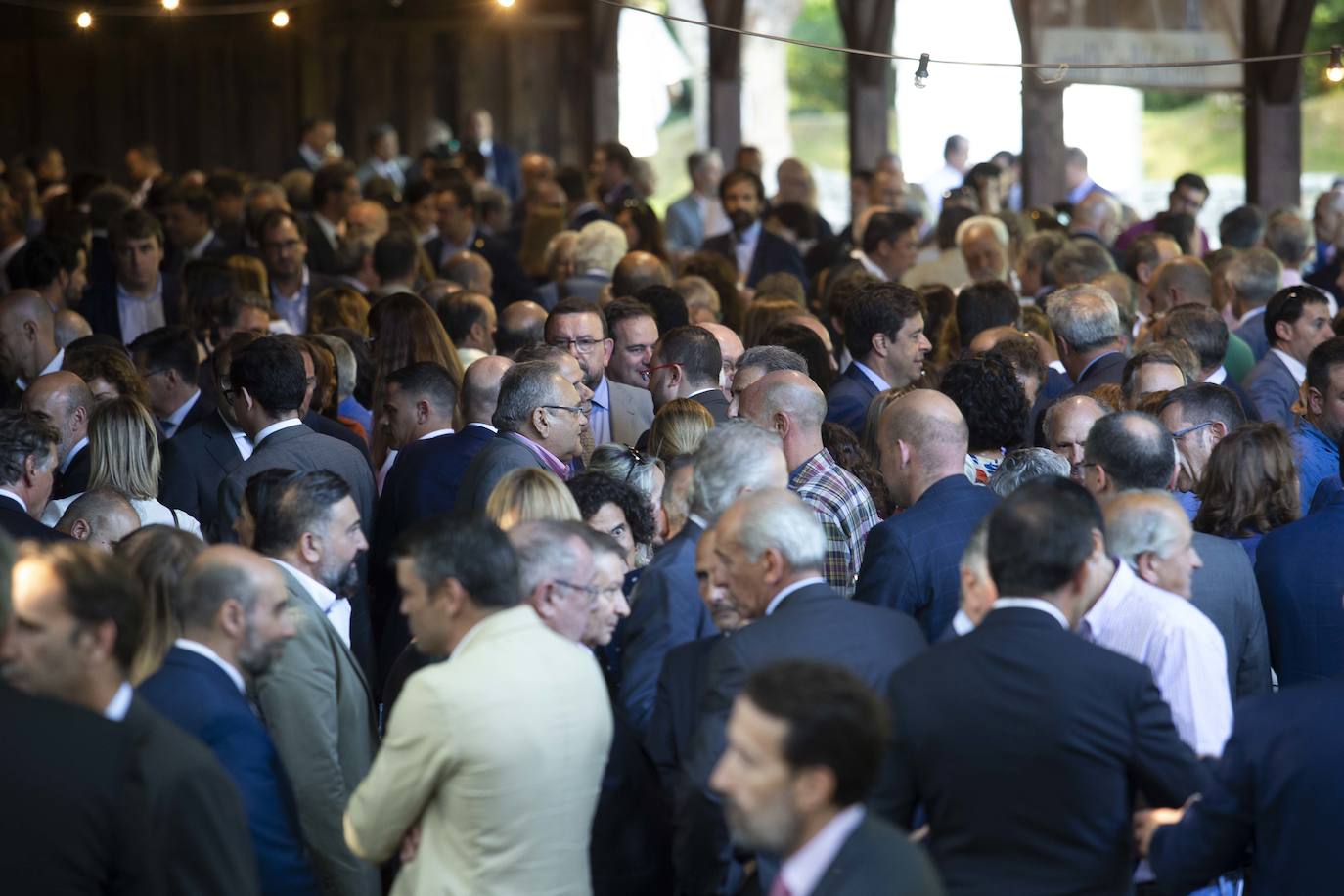 La ministra de Sanidad, Consumo y Bienestar Social, María Luisa Carcedo, ha inaugurado la 63 Feria de Muestras de Asturias, que se celebra en el recinto Luis Adaro de Gijón. Participaron en el acto, además, el presidente del Principado, Adrián Barbón; la alcaldesa de Gijón, Ana González, y el presidente de la Cámara de Comercio de Gijón, Félix Baragaño.