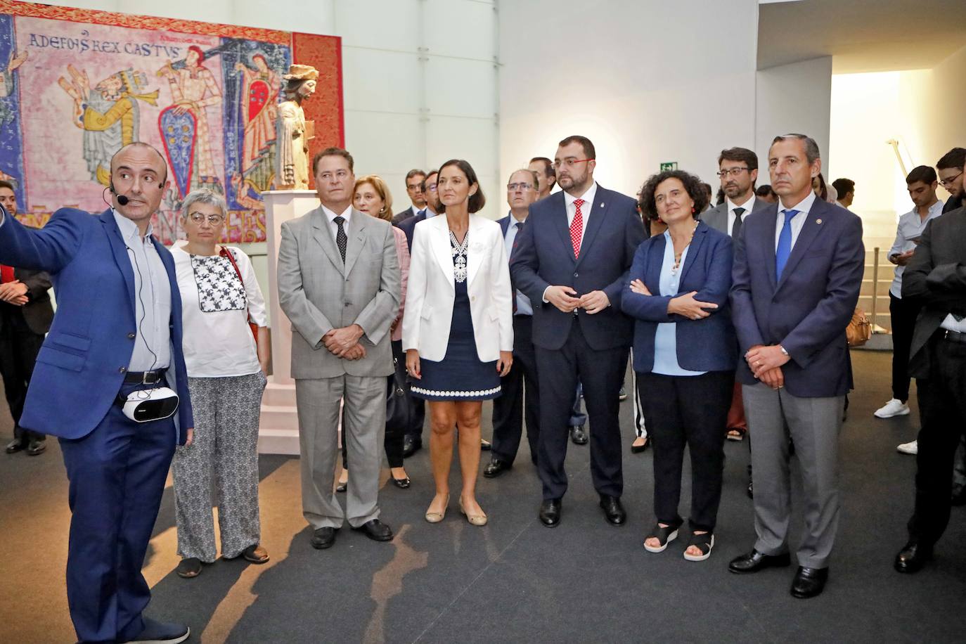 Encuentro con Adrián Barbón en Oviedo, visita a la Feria de Muestras de Asturias en Gijón y reunión con el comité de empresa de Alcoa en Avilés. Así ha sido la visita de la ministra de Industria en funciones Reyes Maroto a Asturias.