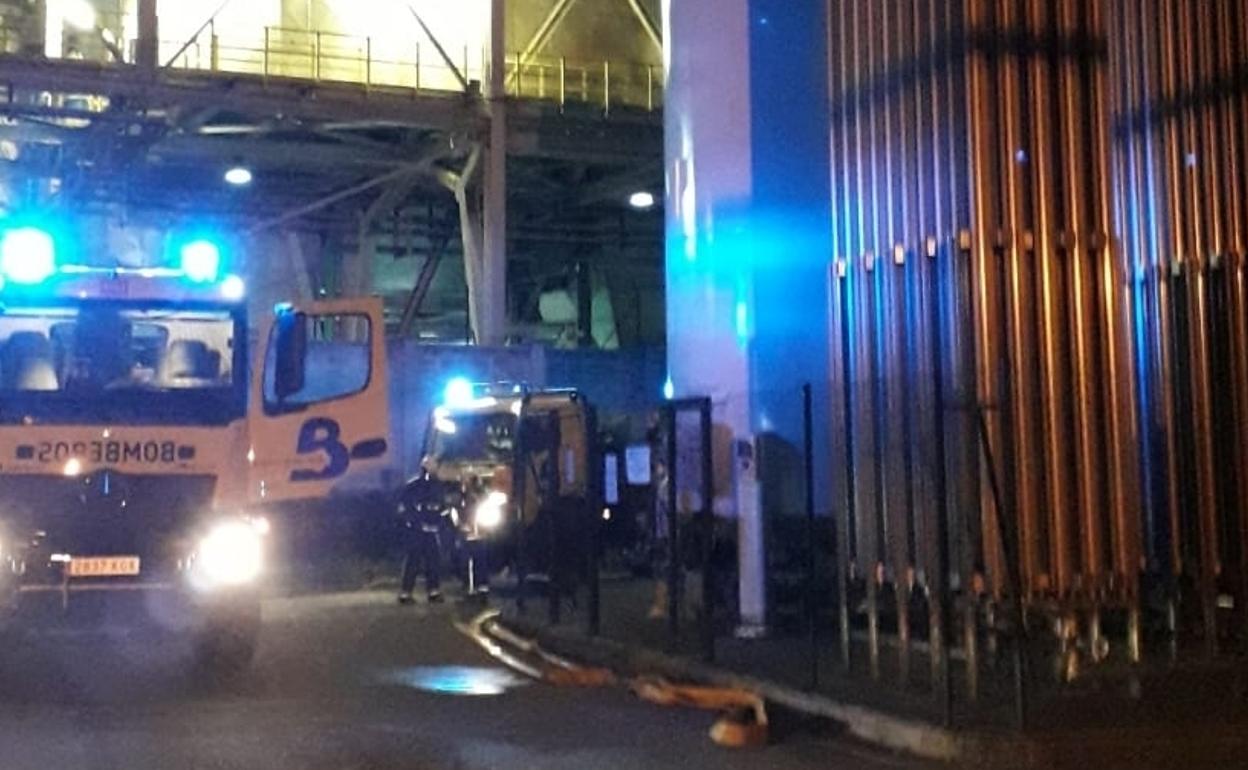 Sofocado un incendio en la fábrica de La Bayer