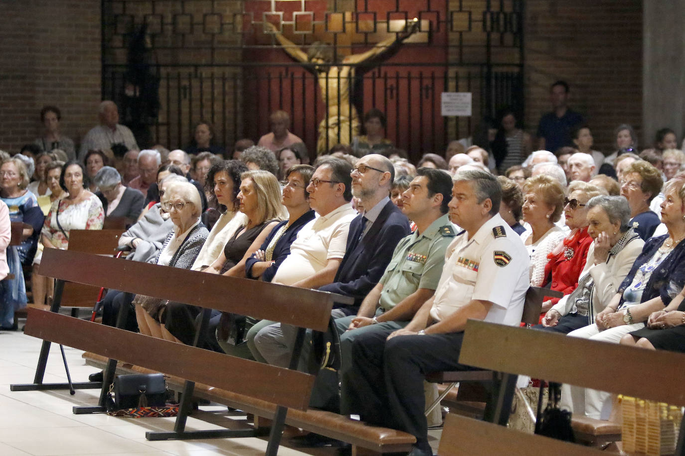 La ciudad cierra su semana grande con el tradicional acto religioso. 