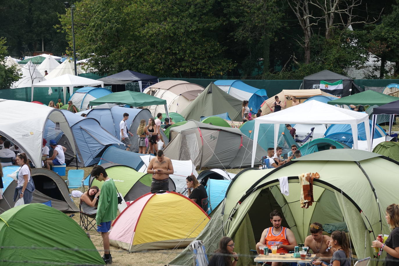 Los amantes de la música electrónica comienzan a llegar a Arriondas para disfrutar de este festival ya consagrado en la región, que comienza esta noche y se alargará hasta el 18 de agosto.