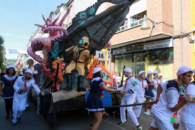 Cientos de personas se dan cita en una de las fiestas más populares del verano asturiano.